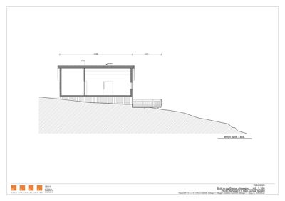 Snittegning (Bygn. snitt - eks.) som viser bygningens tverrsnitt, høyder og forhold til terrenget.