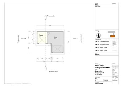 Etasjeplan (1. etasje) for en garasje med angitte mål, romfordeling (garasje, forbehold) og fasaderetninger.