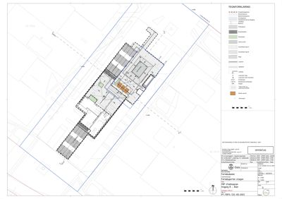 Etasjeplan (inneg B - Aker) som viser romfordeling, vegger og innredning.