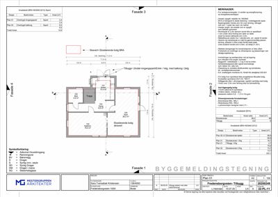 Etasjeplan for en bolig med romfordeling, dører og vinduer. Tegningen viser også en situasjonsplan med nabobebyggelse og en tabell med arealopplysninger.