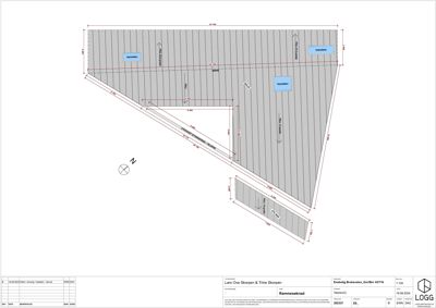 Situasjonsplan som viser tomtens form, grenser, mål og plassering av bygninger.