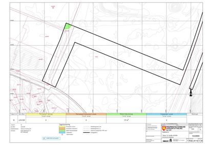 Situasjonsplan som viser tomtens grenser, høydemålerlinjer og naboeiendommer.