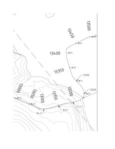 Situasjonsplan som viser terrengformning (konturlinjer), høydemål og grenselinjer for eiendom.