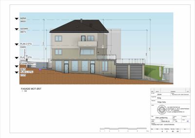 Fasadetegning av en bolig sett mot øst, med mål og nivåangivelser.