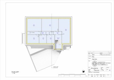 Etasjeplan for loftet (PLAN LOFT) som viser romfordeling, dører, vinduer og areal for hver rom.