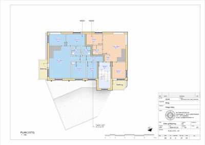 Etasjeplan (PLAN 2 ETG.) som viser romfordeling, arealer og plassering av dører og vinduer i en bolig.