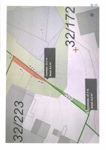 Situasjonsplan som viser tomtens grenser, nabotomter (32/223 og 32/172), og detaljer om eiendomsnummer og areal.