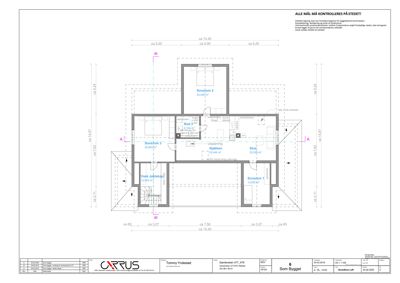 Etasjeplan som viser romfordeling, mål og funksjoner i et hus.