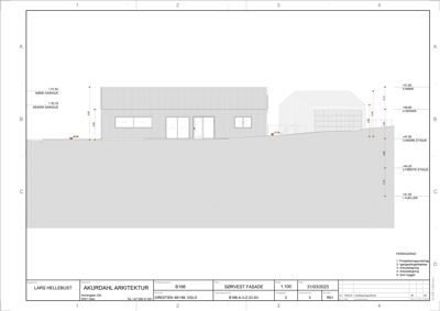 Snittegning som viser bygningens høydeprofil, etasjer og grunnplan sett fra siden.