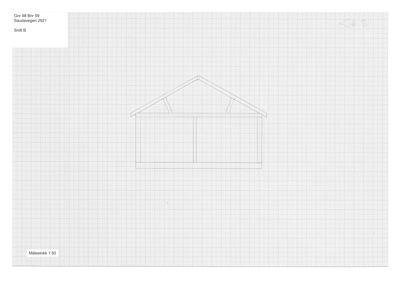 Snittegning (Snitt B) som viser tverrsnittet av en bygning med takkonstruksjon og romoppdeling.