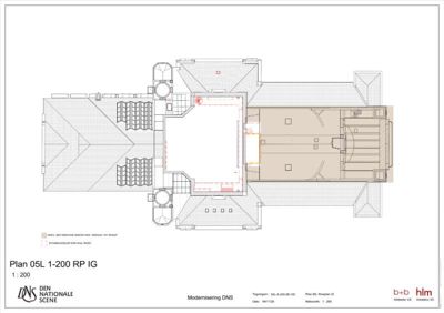 Etasjeplan (Plan 05L) som viser romfordeling, vegger og møblering for et bygg.