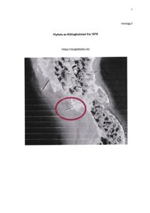 Flyfoto av et område (Killingholmen) fra 1979, som viser terrengformasjon og vann. Dette er en type kartmateriale.