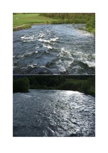 Fotografier av et vannløp (elv eller bekke) med raskt flytende vann, sett fra en høyde. Bildene viser naturen og terrenget rundt.