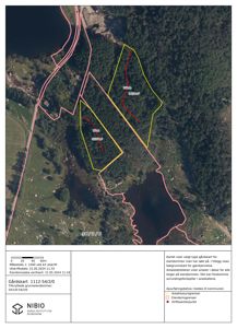 Gårdsplan (situasjonsplan) som viser eiendomsgrenser, arealstatistikk og bakgrunnskart for eiendommen 1112-54/2/0.