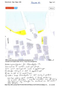 Kart over området rundt Strandgata 17 med merket parkeringsområder og nabolag.