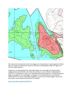 Kart med topografiske linjer, fargekodete soner (grønt, rødt) og tekst om regulering av Ravnholmen og anleggsveien.