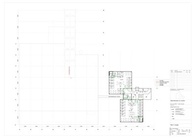 Etasjeplan (Plan 4) som viser romfordeling, vegger og innredning for et leilighetskompleks.