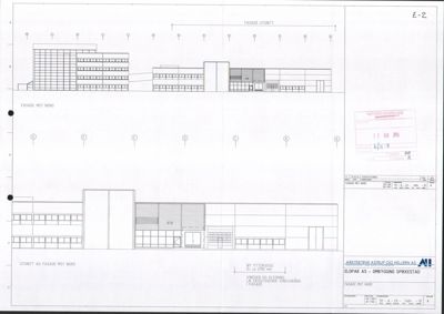 Fasadeutsnitt (tverrsnitt) av en bygning sett fra nord, med detaljer om vinduer og yttervegg.
