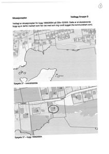 Situasjonsplan som viser bygningens plassering i forhold til nabolag, vei (Sjøgata) og vann (Sjøyøya).