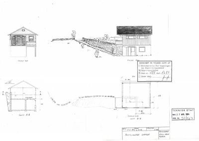 Tegning som viser fasadeoppsett, snitt og situasjonsplan for en bygning.