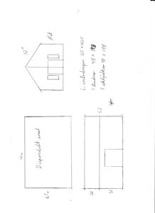 En håndtegnet plan som viser romfordeling og dimensjoner for en bygning.