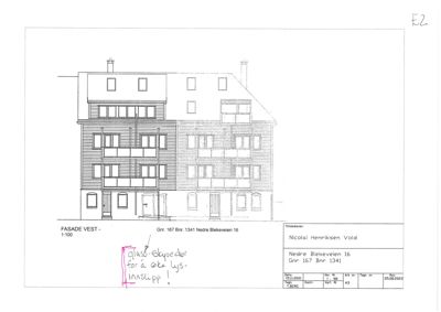 Fasadetegning av bygning på Nedre Blekeveien 16, med håndskrevne notater om glass-stueporthus.