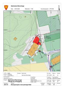 Situasjonsplan med planlagt tiltak for Hjelmland Barnehage, som viser tomtens beliggenhet, topografi og omgivende arealer.
