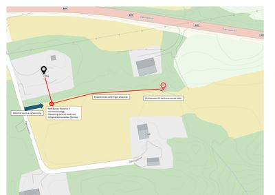 Situasjonsplan som viser tomt, vei (Dønnaveien), eksisterende og planlagt bebyggelse, samt en rute for en ny minirennemølle.