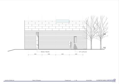Fasadetegning som viser bygningens utsyn mot øst med detaljer om vinduer, dører og materialer.
