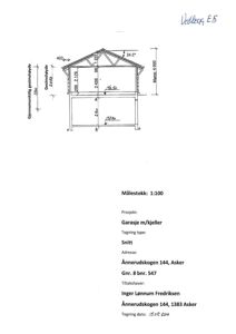 Snittegning av en garasje med kjeller, som viser høyder og konstruksjonsdetaljer.