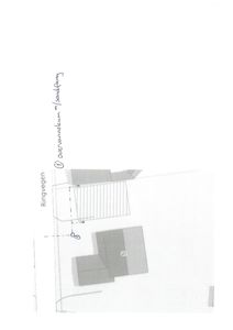 Situasjonsplan som viser bygningens plassering i forhold til omgivelsene, med merking av 'Ringvegen' og 'overgangstunnel/sandfang'.