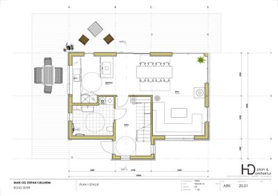 Etasjeplan (1. etasje) for en bolig, som viser romfordeling, møblering og dimensjoner.