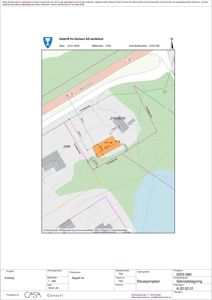 Situasjonsplan som viser tomtens grenser, naboeiendommer og bygningers plassering i forhold til hverandre.