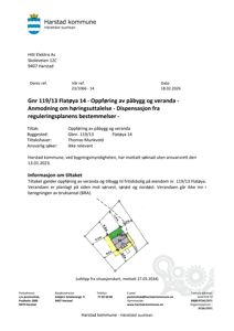 Et utklipp fra en situasjonsplan som viser eiendommen Gnr 119/13 Flatøya 14, med angitt arealer for veranda og tilbygg.