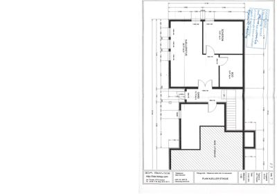 Plantegning av etasjen under jord (keller) med romfordeling, dimensjoner og utgang.