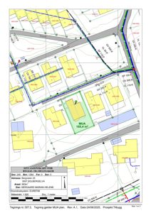 Situasjonskart som viser tomtens plassering i forhold til nabolag, veggrenser og eiendomsnummer.