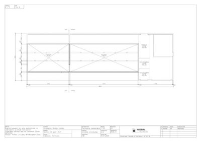Plantegning av etasjen med romfordeling, dører, vinduer og dimensjoner.
