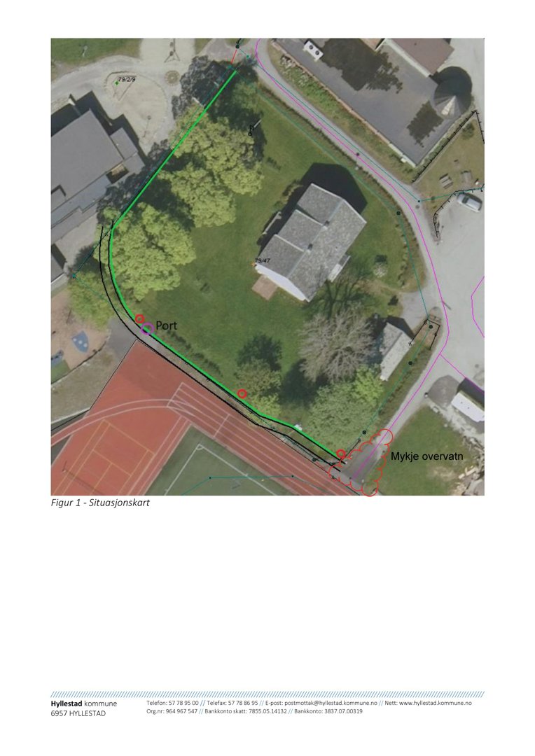 Situasjonskart som viser tomtens grenser, eksisterende bygninger, veier og nabolag.