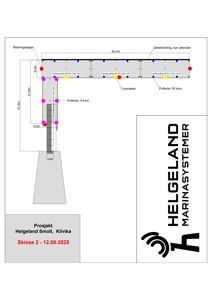 En teknisk tegning som viser detaljert plassering av utstyr (pullerter, lysmaster) og dimensjoner for en betongkonstruksjon.