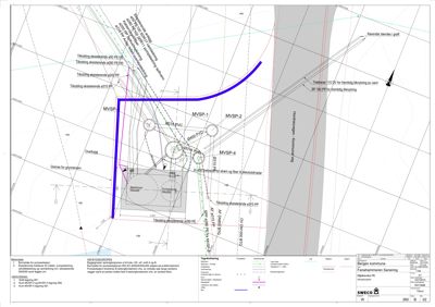 Tegning som viser detaljert plassering av pumpestasjon (MVSP) og tilhørende rørledninger (PE og PP) i forhold til eksisterende infrastruktur.