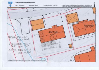 Situasjonsplan som viser tomtens grenser, nabolag, eksisterende og planlagt bebyggelse (hus 45/158, 45/159), samt håndskrevne notater om arealutvidelser.