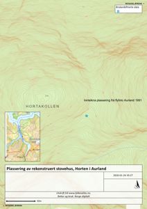 Et kart over et område med konturlinjer (høydekurver) som viser terrengform, inkludert toppen Hortakollen. Kartet viser også en markert plassering for et rekonstruert stovhus.