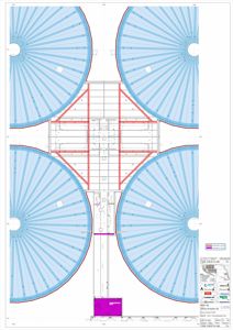 Dette er en teknisk detaljtegning som viser en konstruksjonsdetalj, sannsynligvis en overgang eller en hjørnekonstruksjon mellom store, krumme elementer (blå) og et rektangulært rom (rødt). Tegningen inneholder dimensjoner, referanser til tegningsnummer og en detaljert tegningsramme.