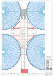 En detaljert plantegning som viser romfordeling, veggkonstruksjoner og innvendige elementer i et bygg.