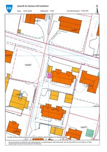 Situasjonsplan (tomtekart) som viser eiendomsnummer, bygninger, veier og grunneiergrenser.