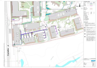 Situasjonsplan som viser plassering av bygninger, veier og tomtegrenser i et kvartal.