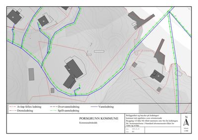 Kart over vann- og avløpsledninger i et område med flere bygninger, inkludert legende og kommunalt stempel.