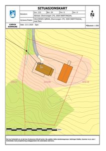 Situasjonskart som viser eiendomsgrenser, tomtens form, eksisterende bygninger (Fagerli 270), topografi (høydekurver) og nabolag (223/10, 223/11).