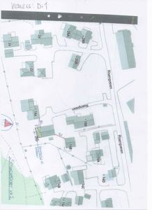 Situasjonsplan som viser tomtens plassering i forhold til nabolaget, gater (Risengveien) og andre eiendommer.