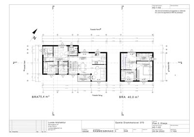 Etasjeplan (1. etasje) som viser romfordeling, mål og fasaderetning for to boligenheter.